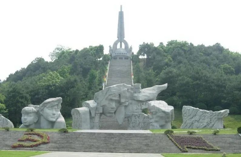 湘江戰(zhàn)役紀念碑園.jpg