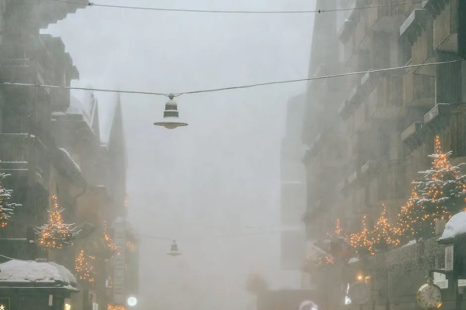 望著窗外的煙雨，心中涌起一股莫名的情愫.jpg